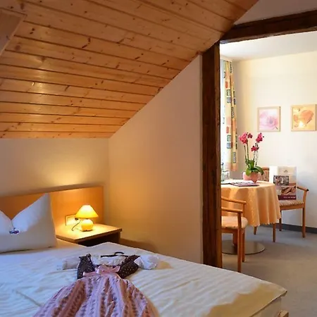 Hotel-pension Vier Jahreszeiten Hotel