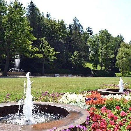 Hotel-pension Vier Jahreszeiten Hotel 3*